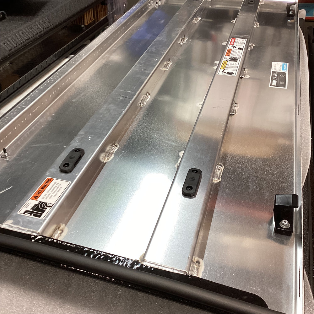 Outlet DiamondBack Switchback