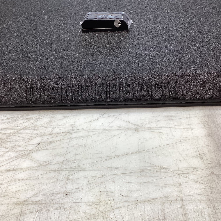 Outlet DiamondBack HD