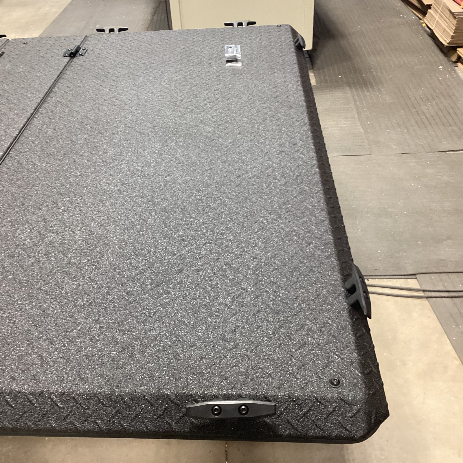 Outlet DiamondBack HD