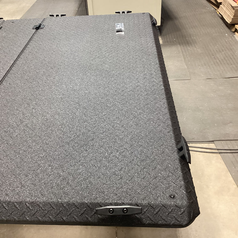 Outlet DiamondBack HD