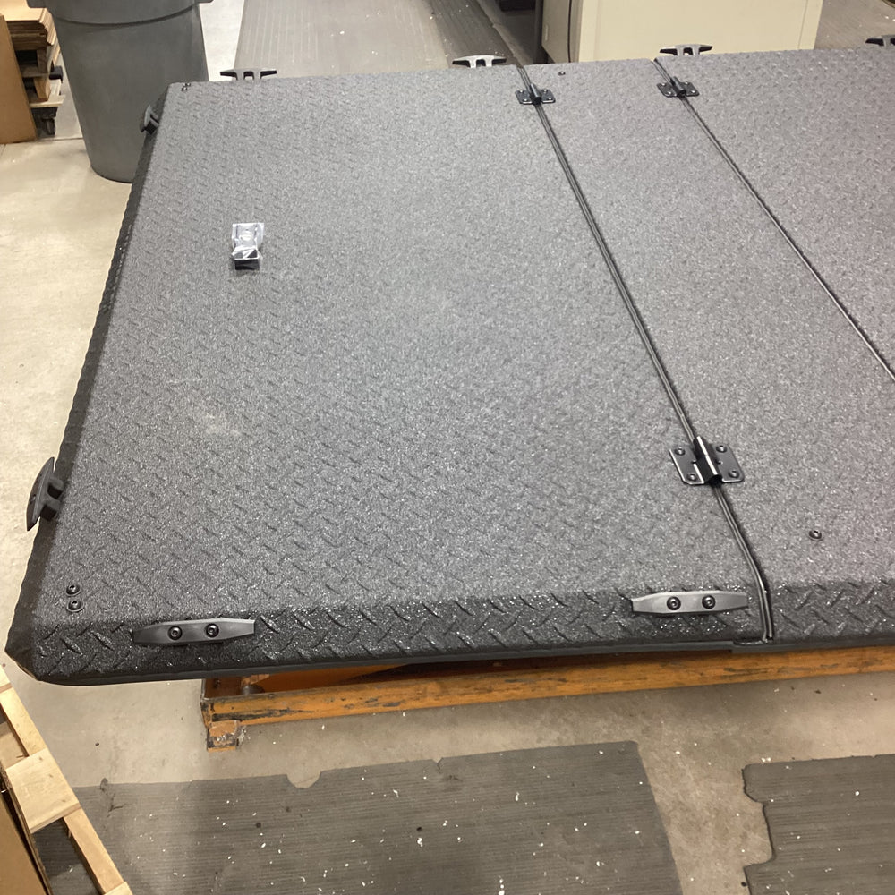 Outlet DiamondBack HD
