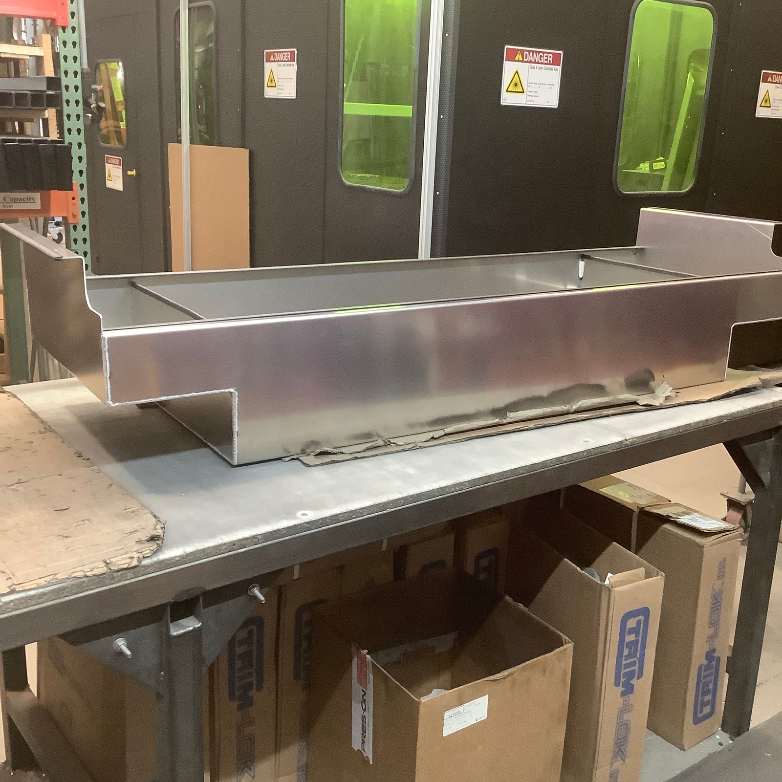 Outlet Cross Bin 13