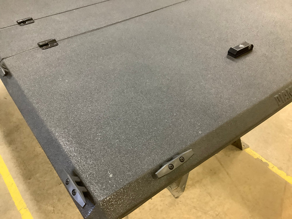 Outlet DiamondBack HD